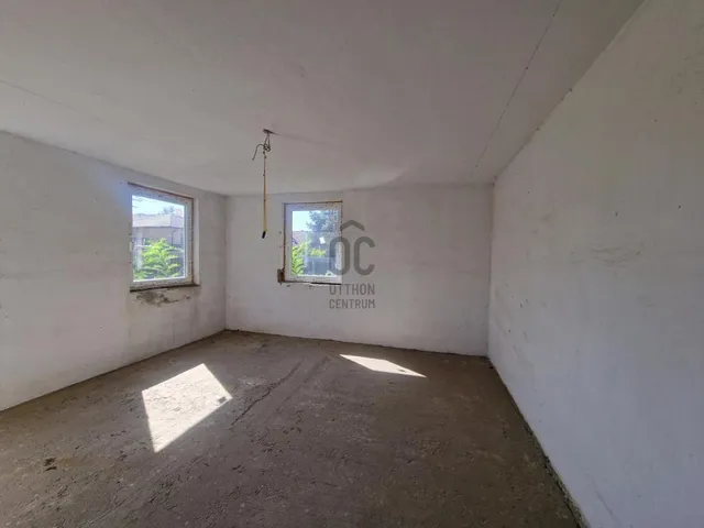 Eladó ház Tóalmás 360 nm