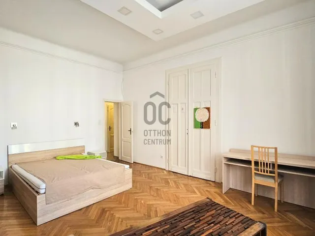 Eladó lakás Budapest VIII. kerület, Corvin negyed 77 nm