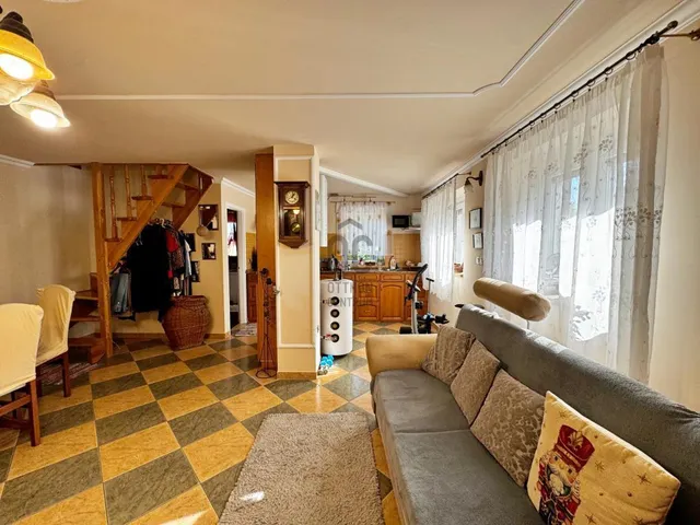 Eladó ház Áporka 93 nm