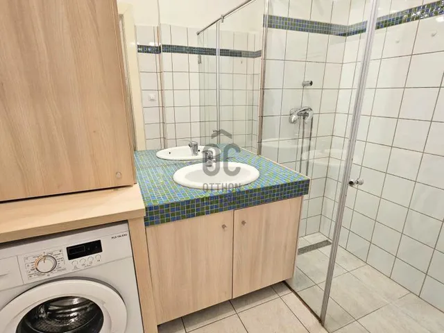 Eladó lakás Budapest VIII. kerület, Corvin negyed 77 nm