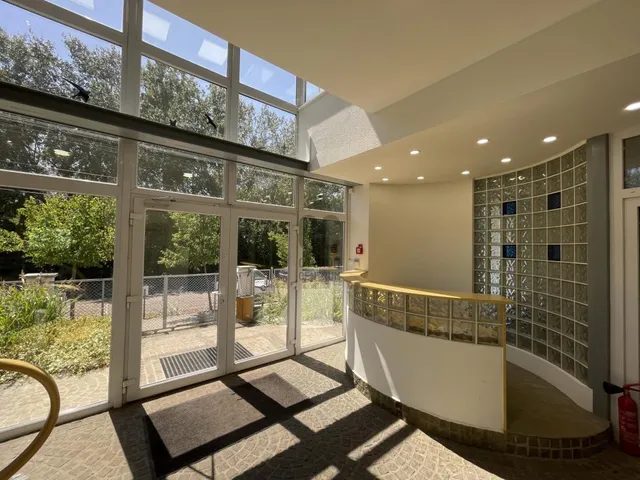 Eladó kereskedelmi és ipari ingatlan Budapest XVI. kerület, Cinkota 720 nm