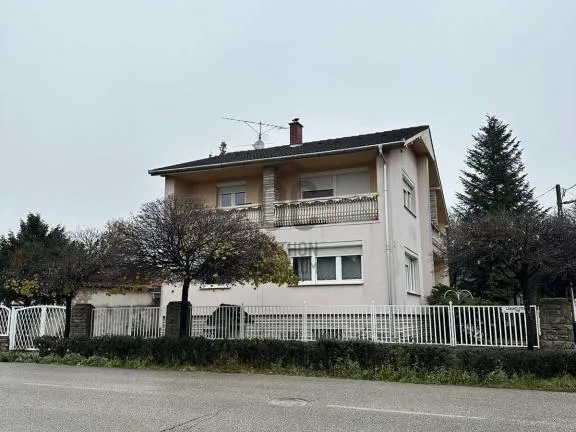 Eladó ház Vecsés, Felsőtelep 250 nm