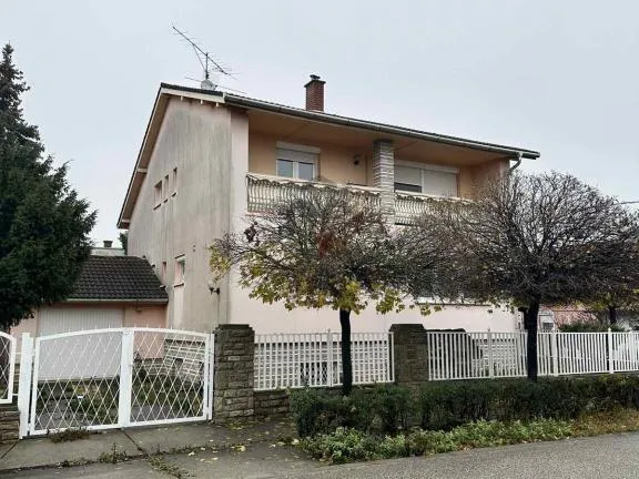 Eladó ház Vecsés, Felsőtelep 250 nm