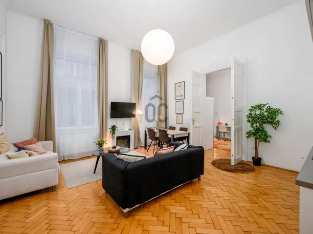 Eladó lakás Budapest VI. kerület 102 nm