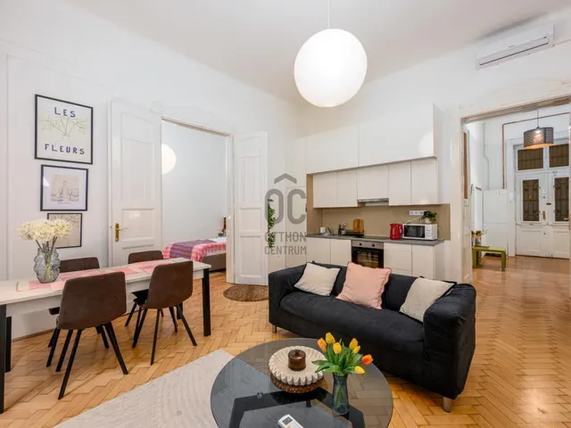 Eladó lakás Budapest VI. kerület 102 nm