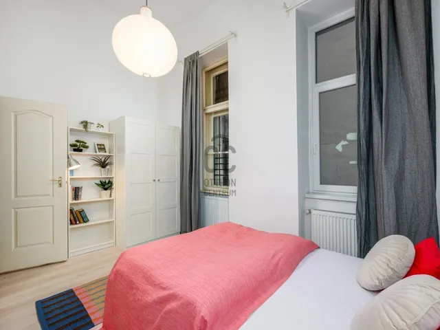 Eladó lakás Budapest VI. kerület 102 nm