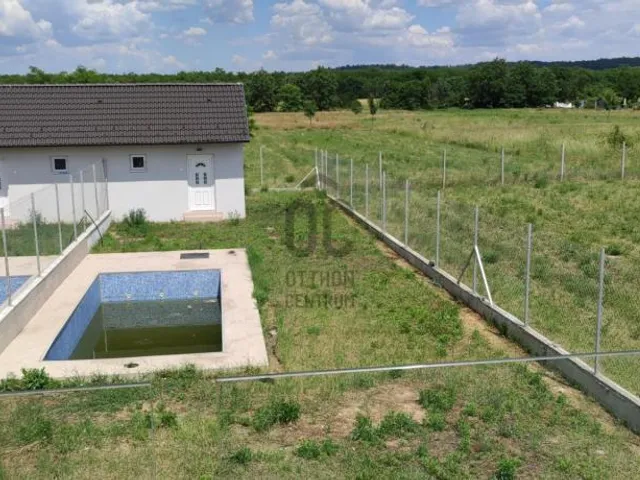 Eladó ház Budapest XVI. kerület, Árpádföld 157 nm