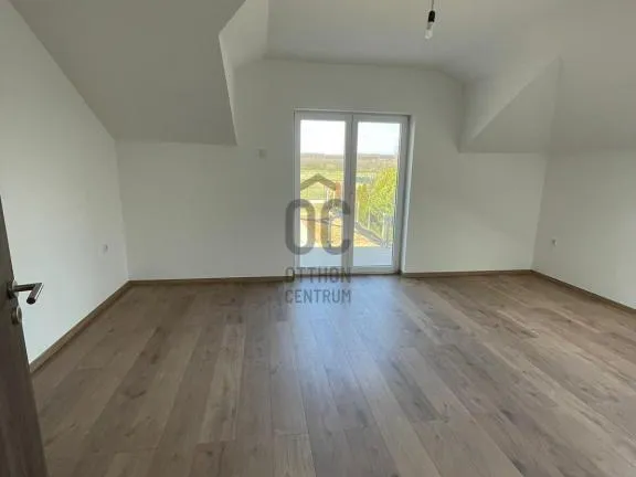 Eladó ház Budapest XVI. kerület, Árpádföld 157 nm