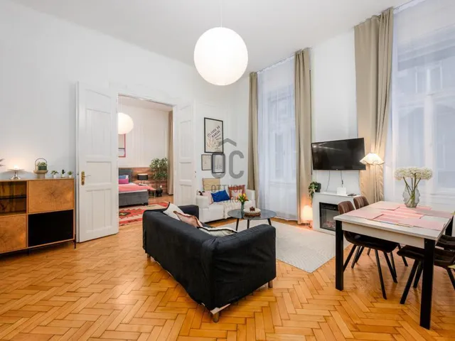 Eladó lakás Budapest VI. kerület 102 nm