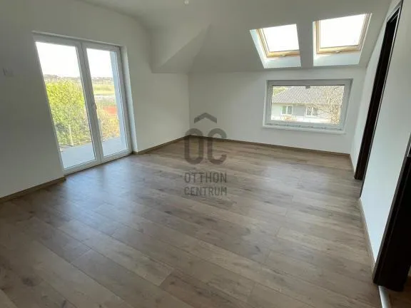 Eladó ház Budapest XVI. kerület, Árpádföld 157 nm