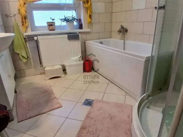 Eladó ház Monor 160 nm