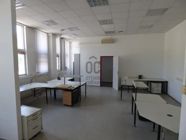 Eladó kereskedelmi és ipari ingatlan Budapest IV. kerület, Megyer 3776 nm