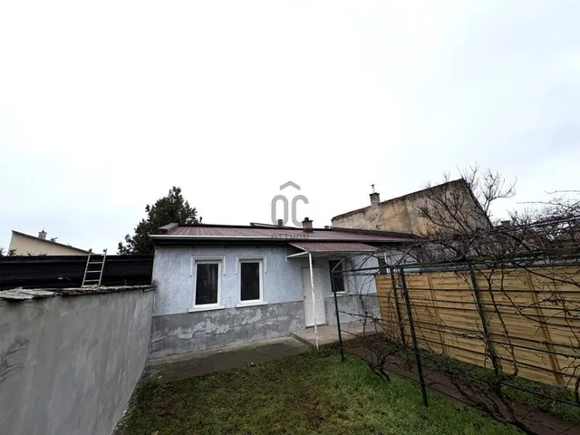 Eladó ház Budapest XVIII. kerület, Bókaytelep 290 nm