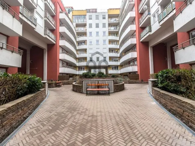 Eladó lakás Budapest VIII. kerület, Kerepesdűlő 29 nm