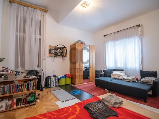 Eladó lakás Budapest VI. kerület 75 nm