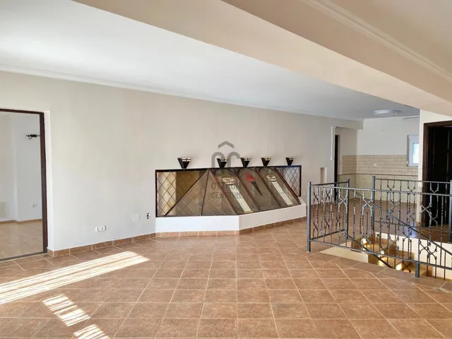 Eladó lakás Budapest XVII. kerület, Rákoshegy 116 nm