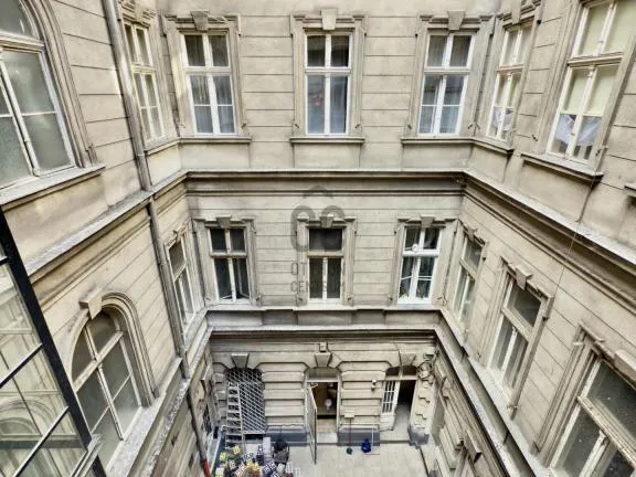 Eladó lakás Budapest V. kerület, Belváros 74 nm