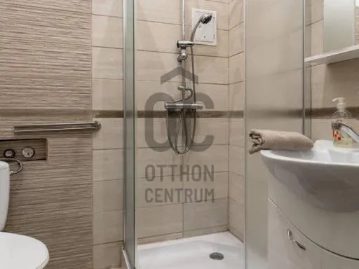 Eladó lakás Budapest VI. kerület 83 nm