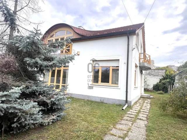 Eladó ház Budapest XVIII. kerület, Liptáktelep 235 nm