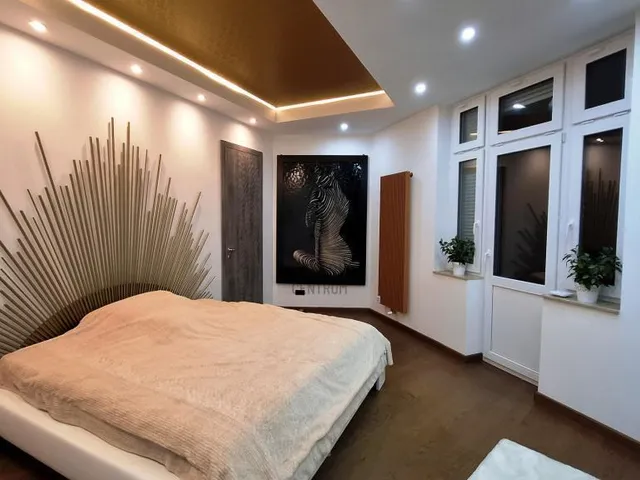 Eladó lakás Budapest VI. kerület 101 nm