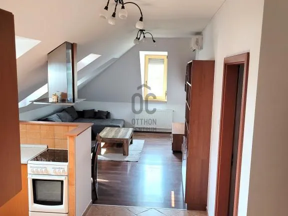 Eladó lakás Budapest XV. kerület, Rákospalota 32 nm