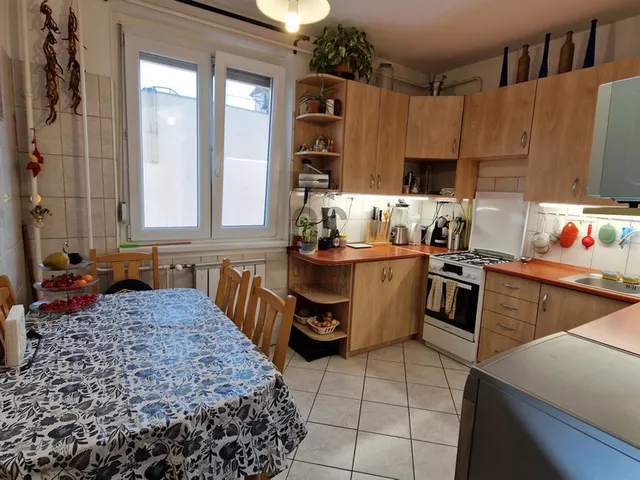 Eladó lakás Budapest III. kerület, Filatorigát 62 nm