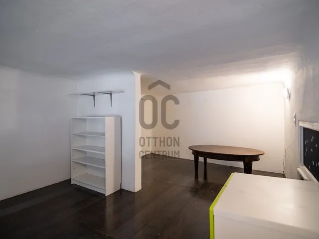 Eladó lakás Budapest VII. kerület 93 nm