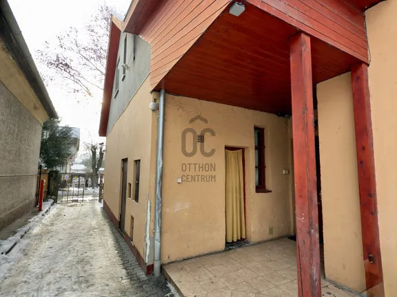 Eladó ház Budapest XV. kerület, Pestújhely 260 nm