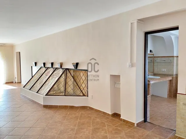 Eladó lakás Budapest XVII. kerület, Rákoshegy 116 nm