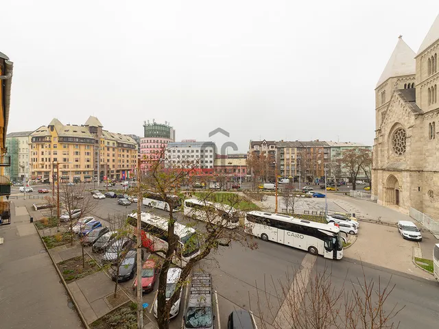 Eladó lakás Budapest VI. kerület 32 nm