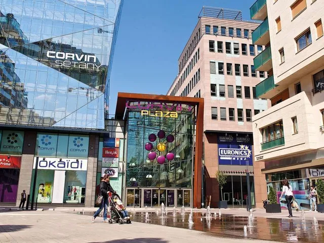 Eladó lakás Budapest VIII. kerület, Corvin negyed 77 nm