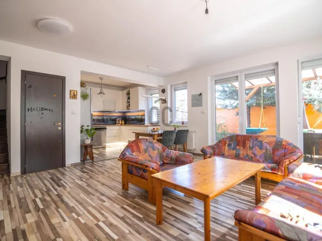 Eladó ház Budapest XVIII. kerület, Újpéteritelep 113 nm