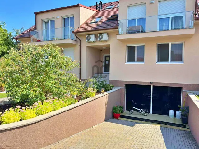 Eladó lakás Budapest XIX. kerület, Kertváros 78 nm