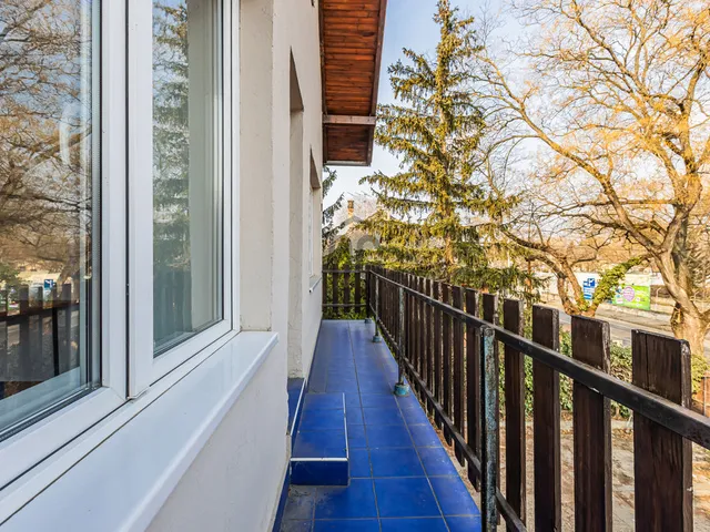 Eladó ház Budapest XV. kerület, Rákospalota 400 nm