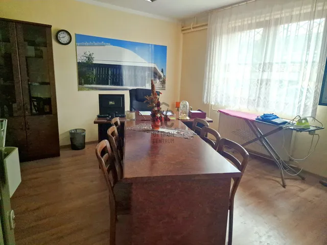 Eladó kereskedelmi és ipari ingatlan Budapest IX. kerület, Gubacsidűlő 2565 nm