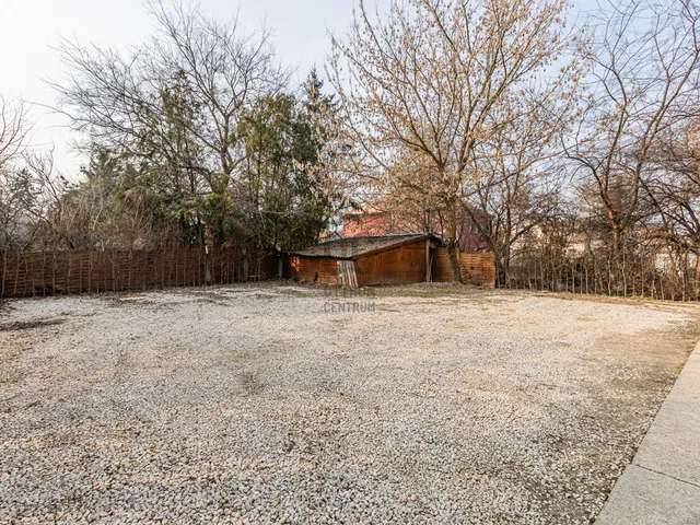 Eladó ház Budapest XV. kerület, Rákospalota 400 nm