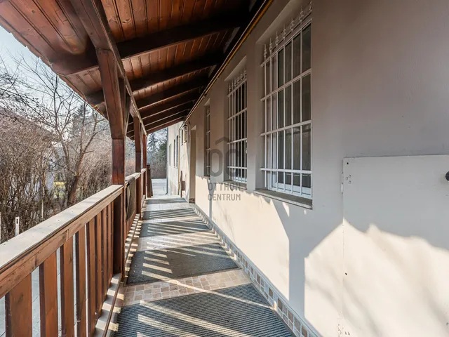 Eladó ház Budapest XV. kerület, Rákospalota 400 nm