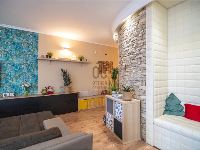 Eladó lakás Budapest XIX. kerület, Kertváros 94 nm