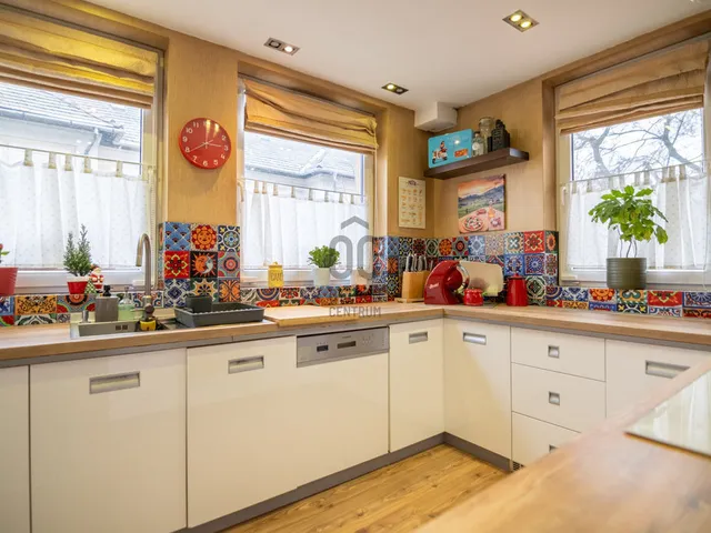 Eladó lakás Budapest XIX. kerület, Kertváros 94 nm