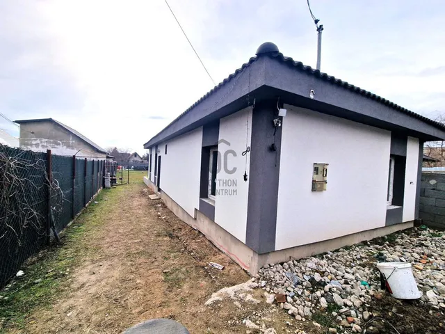 Eladó ház Gyál 66 nm