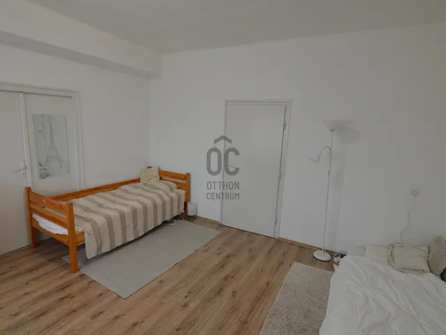 Eladó lakás Győr, Nádorváros 59 nm