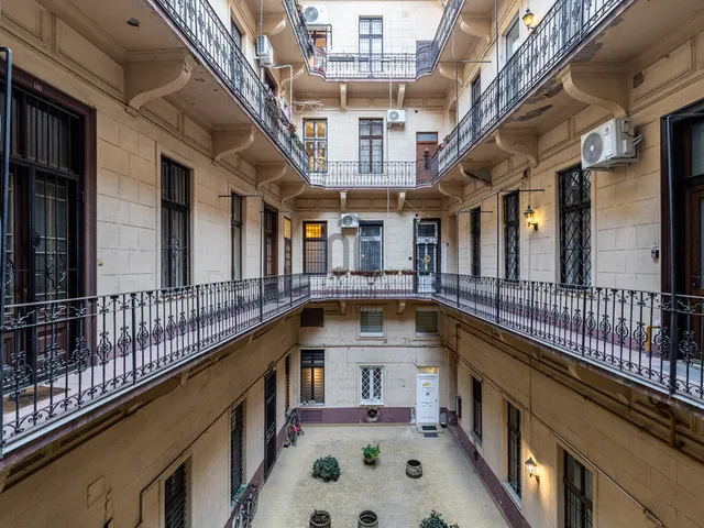 Eladó lakás Budapest VI. kerület 34 nm