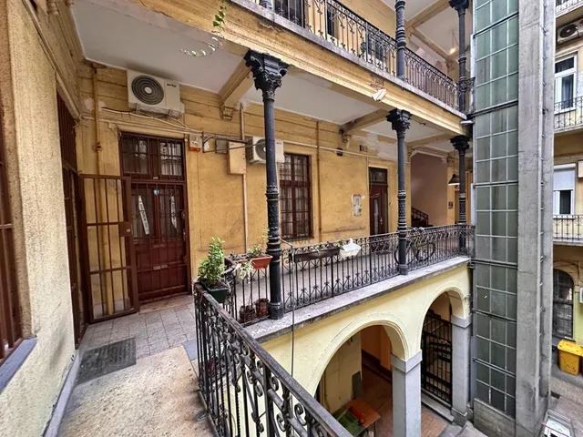 Eladó lakás Budapest VII. kerület 65 nm