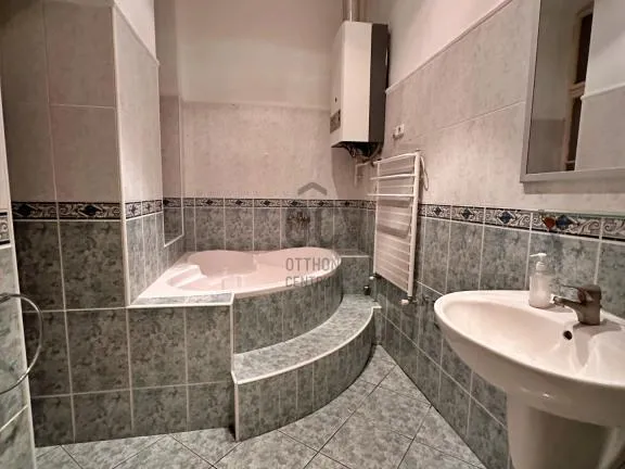 Eladó lakás Budapest VII. kerület 65 nm