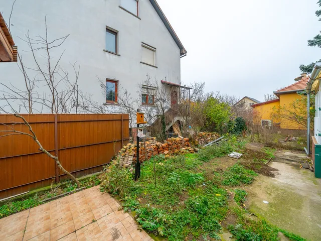 Eladó ház Budapest XVIII. kerület, Szemeretelep 63 nm