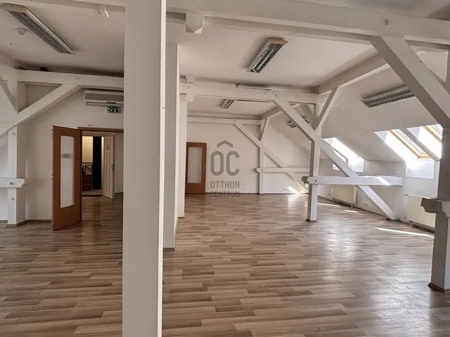 Eladó kereskedelmi és ipari ingatlan Budapest IX. kerület, Belső Ferencváros 1335 nm