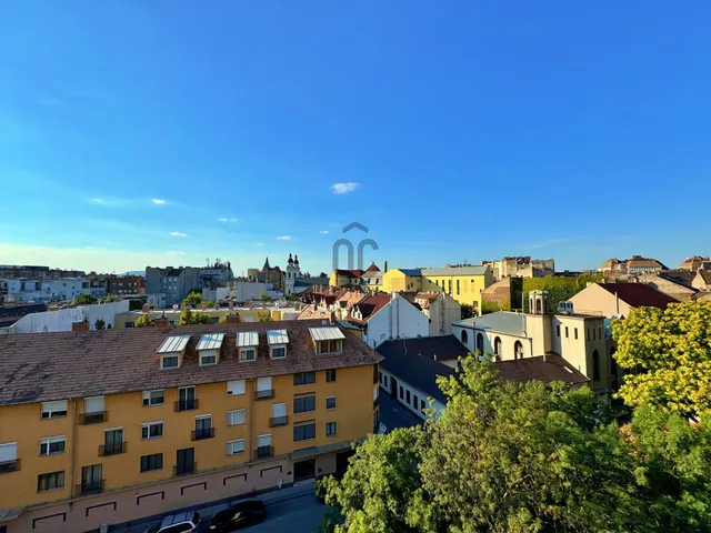 Eladó lakás Budapest VIII. kerület, Corvin negyed 66 nm