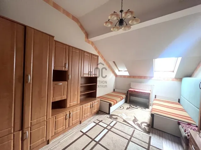 Eladó lakás Budapest X. kerület, Óhegy 106 nm