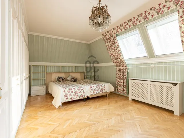 Eladó ház Budapest II. kerület, Adyliget 187 nm