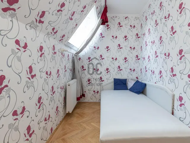 Eladó ház Budapest II. kerület, Adyliget 187 nm